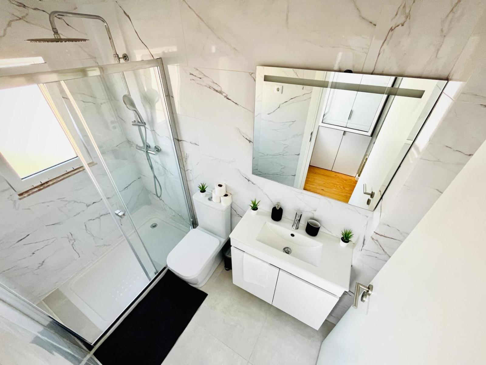 Apartamento The Sarmento House - No 2d - Historical Two-bedroom *